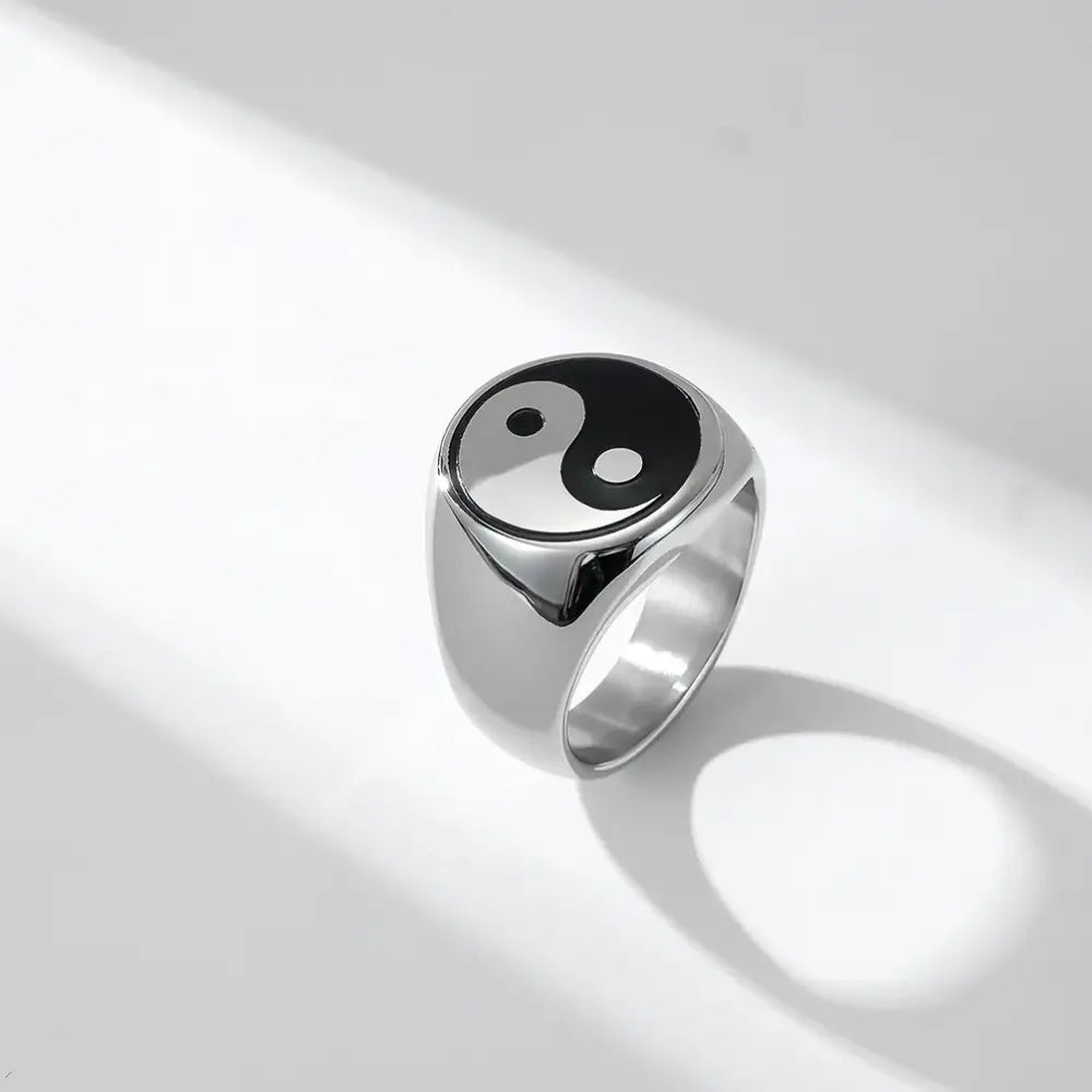 Bague Yin-Yang: Harmonie Spirituelle (Acier Inoxydable)