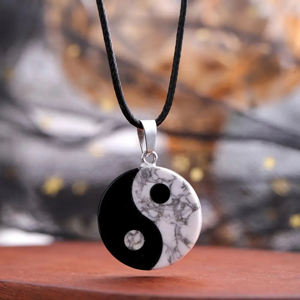 Collier et pendentif Yin-Yang: Équilibre Universel