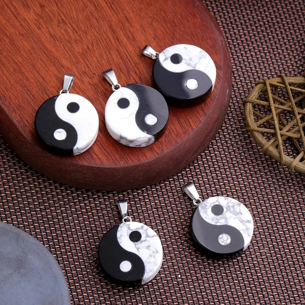 Collier et pendentif Yin-Yang: Équilibre Universel