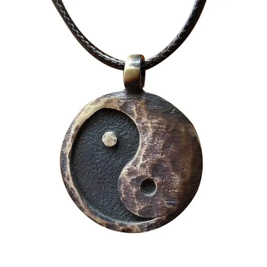 Collier et pendentif Yin-Yang: Esprit Ancien (Acier)