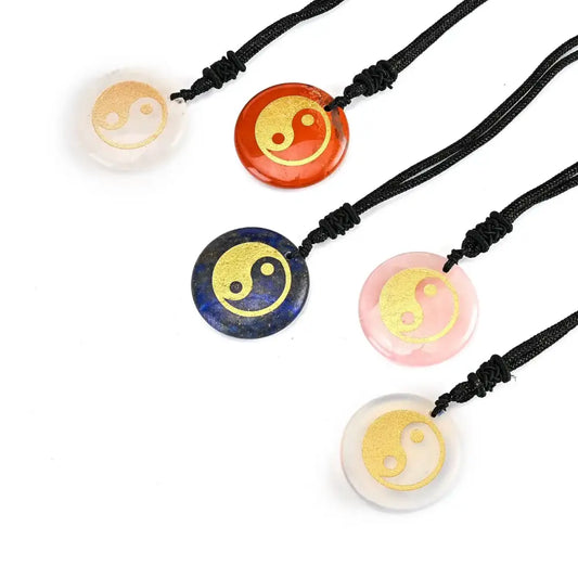 Collier et pendentif Yin-Yang: Harmonie des Couleurs