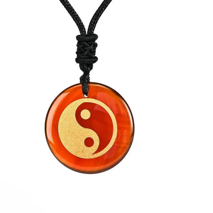 Collier et pendentif Yin-Yang: Harmonie des Couleurs