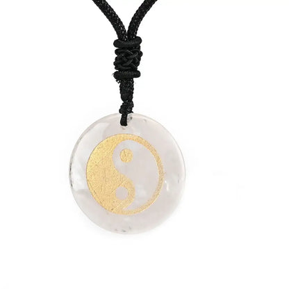 Collier et pendentif Yin-Yang: Harmonie des Couleurs