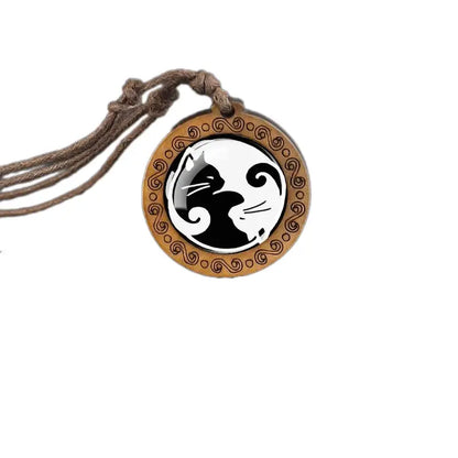 Collier et pendentif Yin-Yang: Harmonie Naturelle (Bois