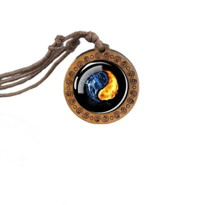 Collier et pendentif Yin-Yang: Harmonie Naturelle (Bois