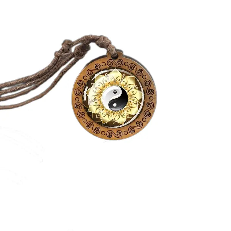 Collier et pendentif Yin-Yang: Harmonie Naturelle (Bois