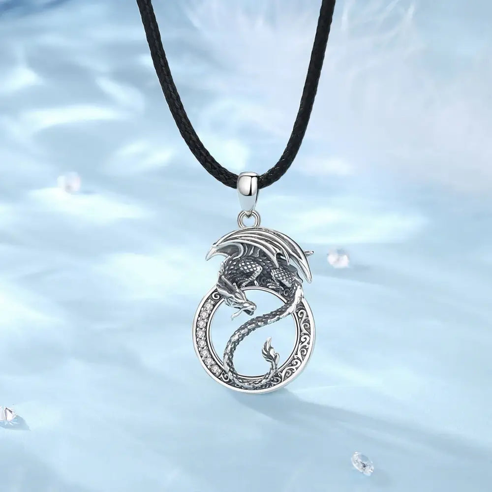 Collier et pendentif Yin-Yang: Puissance Mythique (Argent)