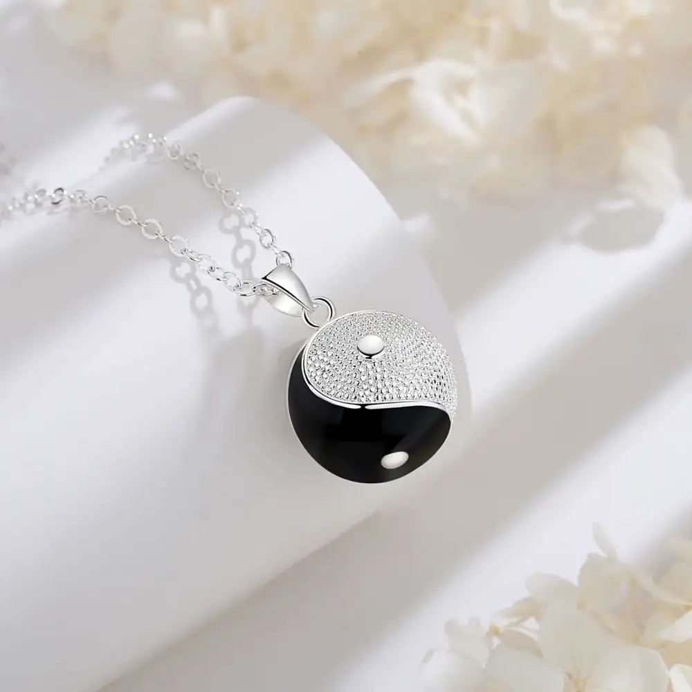 Collier et pendentif Yin-Yang: Sphère Harmonieuse (Argent)