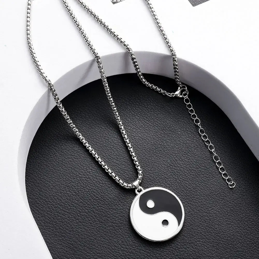 Collier et pendentif Yin-Yang: Symbole Classique (Acier