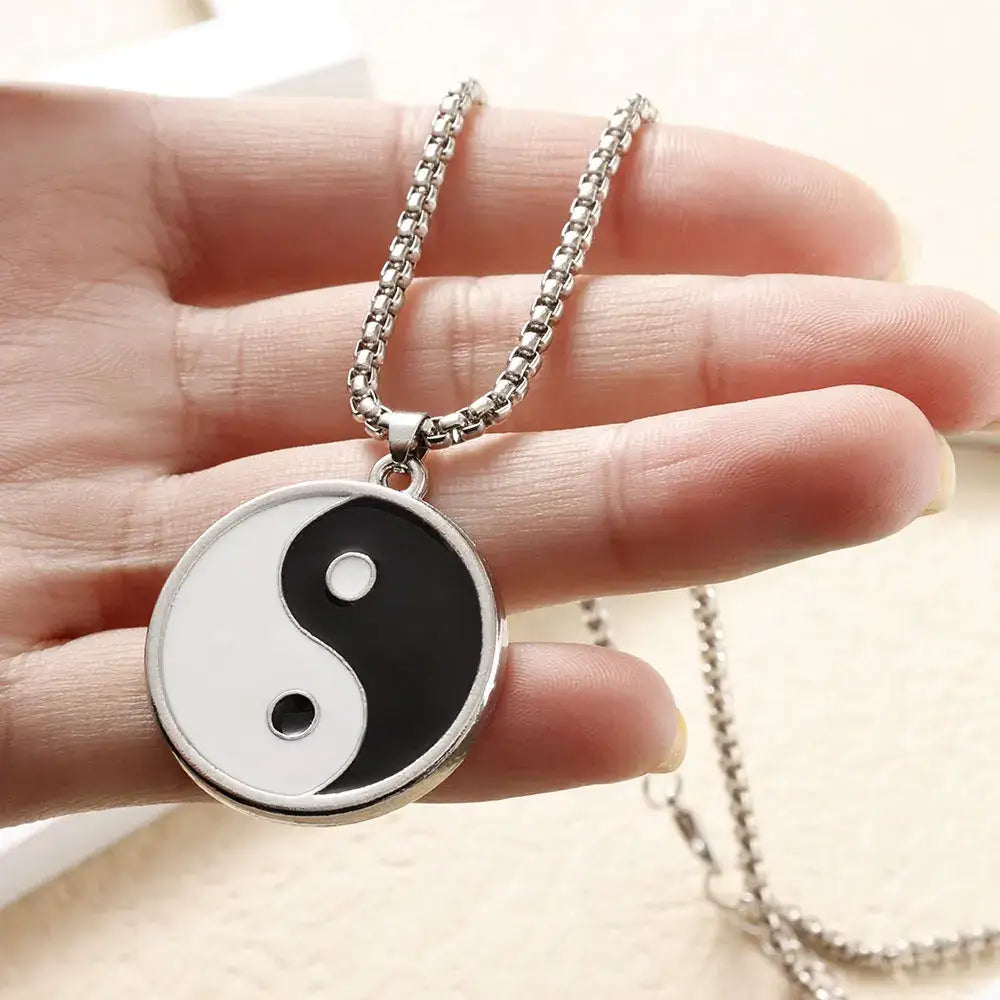 Collier et pendentif Yin-Yang: Symbole Classique (Acier