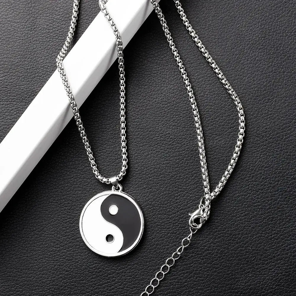 Collier et pendentif Yin-Yang: Symbole Classique (Acier