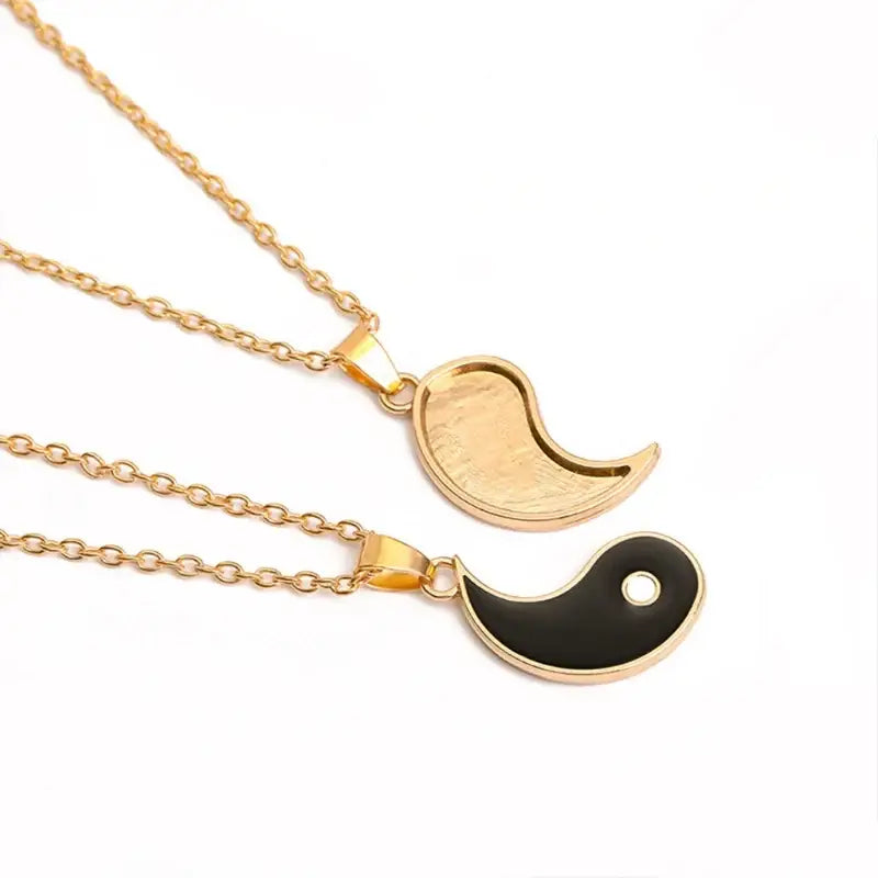 Colliers et pendentifs Yin-Yang (x2): Symbole d’Amour